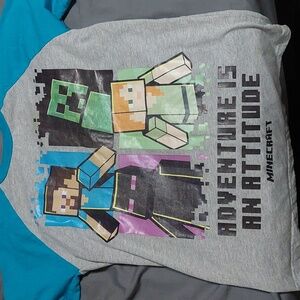 Boys minecraft tshirt size 10/12